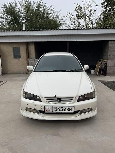 Honda Accord: 2000 г., 2.3 л, Автомат, Бензин, Универсал