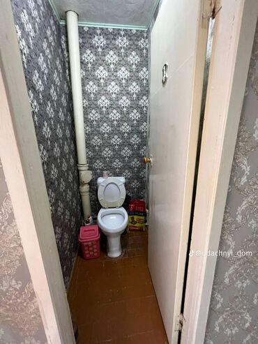 радиоузел ош базар квартиры: 4 комнаты, 74 м², Индивидуалка, 1 этаж