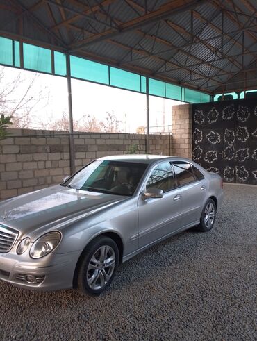 mikroavtobus satilir: Mercedes-Benz E-Class: 2.8 l | 2006 il Sedan