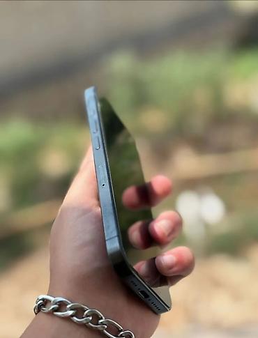 IPhone 15 Pro, 128 GB, Qara, Face ID