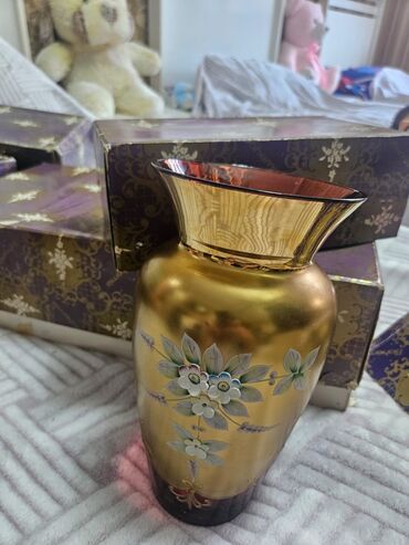 Digər dəstlər və servizlər: Zər ifa incəsənəti üslubunda dekorativ şüşə dəst - Tərkib: 1 ədəd iri — 14