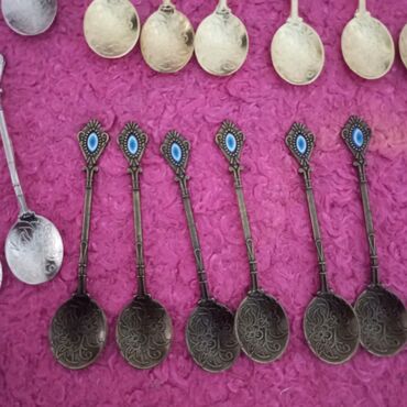 Qaşıqlar: Gözmünçugulu. qirmizi. däşlarla. müräbbä. qaşiglari — 10