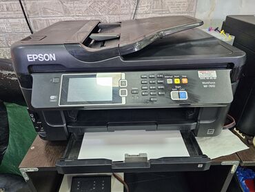 принтера: МФУ Epson WorkForce WF-7610 Бесчиповая прошивка, требуется прочистка