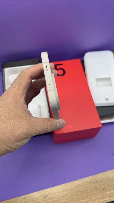 OnePlus: OnePlus 13, Новый, 256 ГБ — 5