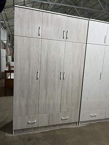 Шкафы для одежды: Шкаф 3х дверные Есть расцветки Качестве хорошие Размер шкафа — 11