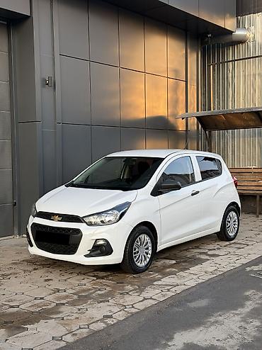 Chevrolet: Chevrolet Spark: 2017 г., 1 л, Вариатор, Бензин, Хэтчбэк — 2