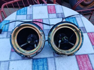 Auto delovi: Solja fara Lada 2121,21213,21214 Niva Leva Desna br.3. Polovno — 1