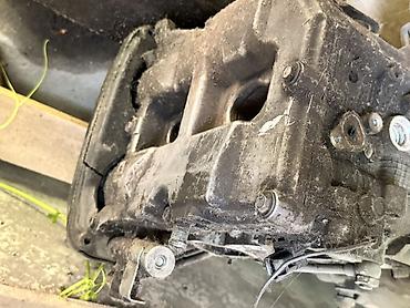 Транспорт: Продаю двигатель Subaru оппозитный, стоял на Subaru Forester — 4