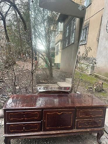 бильярдные часы: Антикварный гарнитур «трюмо + бюро-витрина» в классическом стиле — 1