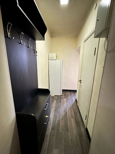 двухэтажная квартира: 2 комнаты, 43 м², Хрущевка, 2 этаж, Косметический ремонт