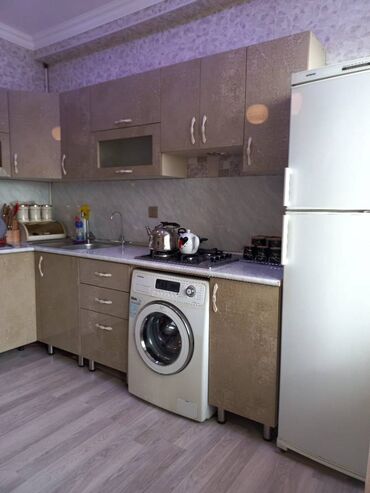 Köhnə tikili: Bakı, 2 otaqlı, Köhnə tikili, m. Qara Qarayev, 65 kv. m — 9