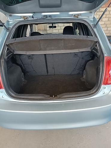 mercedes benz 208 d: Toyota Auris: 1.4 l | 2007 il Hetçbek — 9