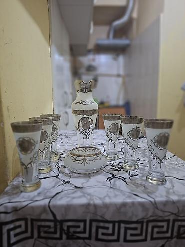 Original Versace qedehler - Tərkib: 1 ədəd karaf/qrafın, 6 ədəd