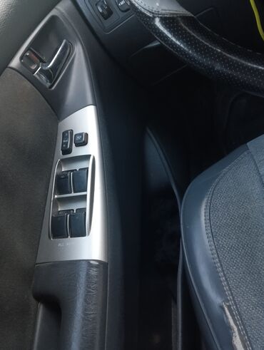 Toyota: Toyota Corolla: 1.4 l | 2006 il Hetçbek — 6