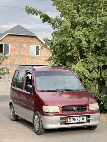 самый дешёвые машины: Daihatsu Move: 2001 г., 1 л, Механика, Бензин, Хэтчбэк