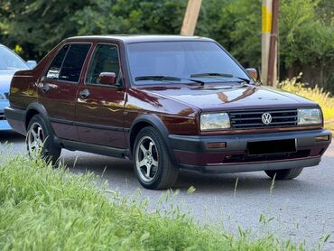 поло автомобиль: Volkswagen Jetta: 1990 г., 1.8 л, Автомат, Газ, Седан
