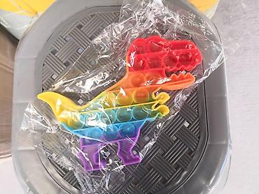 srpske majice: Pop it dinosaurs sareni. pop it dinosaurs sareni nadamo se da ste — 1