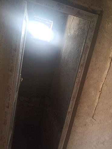 Həyət evləri və villaların satışı: Satılır – həyət evi - Tikinti: daş divarlar, metal dam örtüyü, beton — 14
