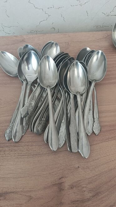 qaşığ: 40əded + 5 ədəd 25azn metal çəngəl və qaşıqlar - Material: metal