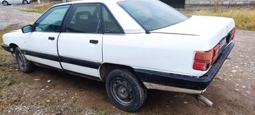 Audi: Audi 100: 1988 г., 1.8 л, Механика, Бензин, Седан