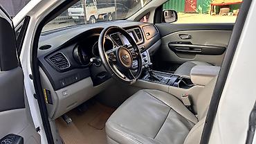 китайские авто в кредит: Kia Carnival: 2017 г., 2.2 л, Автомат, Дизель, Минивэн — 10