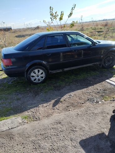 тирактир 80: Audi 80: 1991 г., 2 л, Механика, Бензин