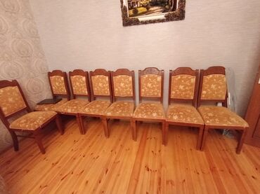 tek stullar: Qonaq otağı üçün, İşlənmiş, Qatlanmayan, Stul