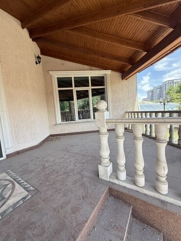 Продажа домов: Дом, 718 м², 6 комнат, Агентство недвижимости, Старый ремонт — 15