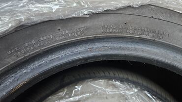 Auto delovi: Prodajem gume za Chevrolet Spark 2009 godiste, velicina 13ka; *set od na lalafo.rs — 3 Auto delovi: Prodajem gume za Chevrolet Spark 2009 godiste, velicina 13ka; *set od — 3