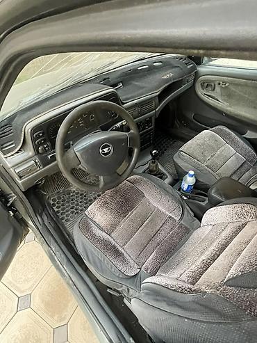 лобовой нексия: Daewoo Nexia: 2004 г., Механика, Седан — 2