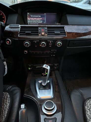 BMW: BMW 5 series: 2008 г., 3 л, Автомат, Бензин, Седан at lalafo.kg — 10 BMW: BMW 5 series: 2008 г., 3 л, Автомат, Бензин, Седан — 10