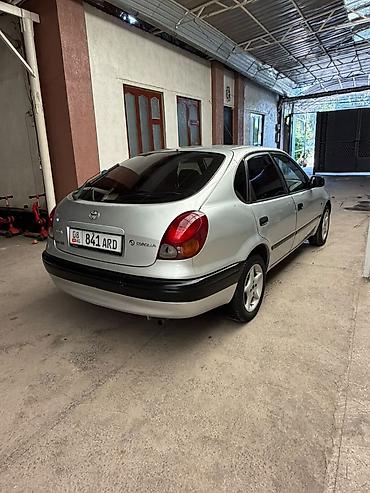 тесла модел 3: Toyota Corolla: 1999 г., 1.4 л, Механика, Бензин, Хэтчбэк — 6