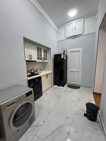 velosiped kirayə: İcarəyə verilir 2 otaqlı köhnə tikili 100 m², Sahil m. 900 AZN/ay 2 — 2