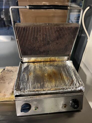 Digər restoran, kafe avadanlığı: Toster 150 Azn. Tam ishlek veziyyetde. Unvan Nerimanov. Shirin x