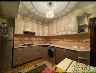 işlənmiş metbex mebelleri: Nigar💚 Kuxna mebeli təcli satlır qiymət təcli endrm olndu 400 man