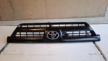 Решетка радиатора Toyota 2004 г., Б/у, Оригинал