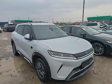 BYD: BYD Yuan Up: 2025 г., Электромобиль, Кроссовер — 12