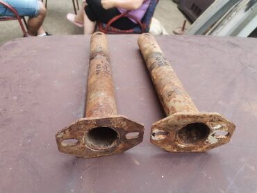 Auto delovi: Nosaci zadnjeg branika Lada 2121,21213,21214 Niva. Polovno, ocuvano — 8