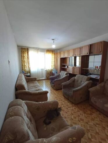 квартира в кыргызском взморье: 2 бөлмө, 48 кв. м, 104-серия, 5 кабат, Эски ремонт