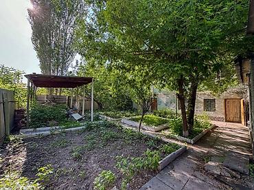 Продажа коттеджей и домов: ПРОДАЁТСЯ : ДОМ САРУЙСКАЯ / ВАСИЛЬЕВА На участке два дома Общая — 2