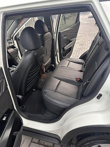 рекс 2015: Ssangyong Tivoli: 2018 г., 1.6 л, Автомат, Бензин, Кроссовер — 7
