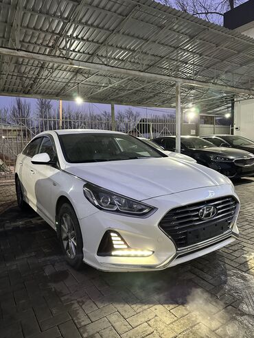 hyundai 140: Hyundai Sonata: 2018 г., 2 л, Автомат, Газ, Седан