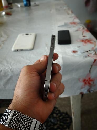 samsung 980: Lot: 3 ədəd mobil telefon - Samsung (ağ rəng, böyük ekranlı Galaxy — 9