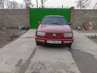 помпа на венто: Volkswagen Vento: 1997 г., 1.8 л, Механика, Газ, Седан