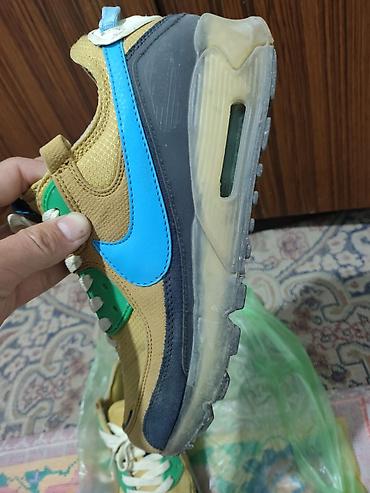 сколько стоят кеды: Кроссовки Nike Air (модель с амортизацией Air в подошве). - Верх — 3
