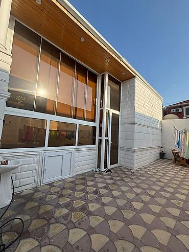 kursulu evler: 4 otaqlı, 130 kv. m, Yeni təmirli — 1