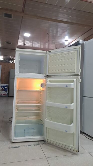 Кухонные вытяжки: 2 двери Beko Холодильник Продажа