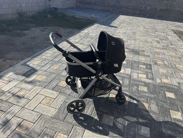 Коляски: Коляска, цвет - Черный, Б/у — 2