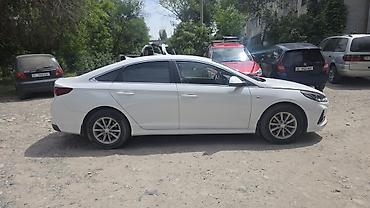 camry 70 2020: Hyundai Sonata: 2021 г., Автомат, Газ, Седан — 4