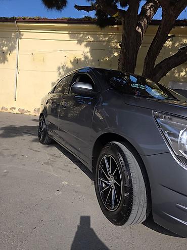 Chevrolet: Chevrolet Cobalt sedan - Korpus: boz rəng, 4 qapı, aerodinamik — 3